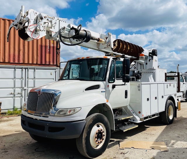 Distribution Digger Derrick For Sale