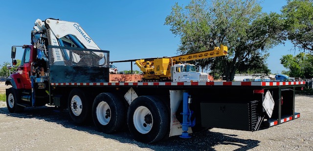 Knuckle Boom Crane Truck For Sale
