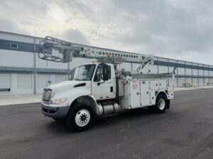 Cable Placer Bucket Truck For Sale