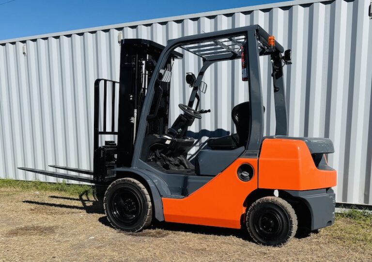 Toyota FORKLIFT For Sale