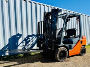 Toyota FORKLIFT For Sale