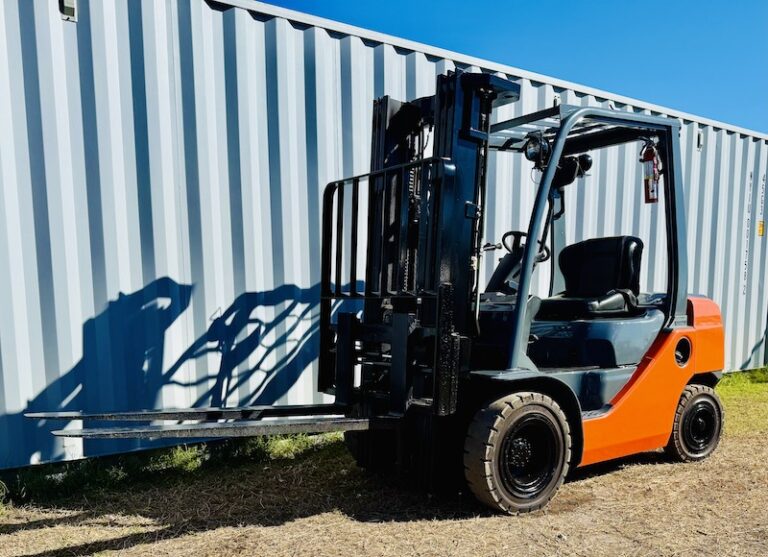 Toyota FORKLIFT For Sale