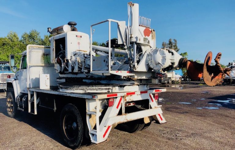 Highway Pressure Digger Auger Drill Truck For Sale