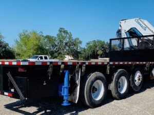 Knuckle Boom Crane Truck For Sale
