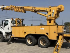 Commander C6060 Transmission Digger Derrick