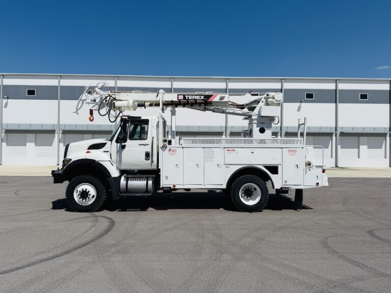 Terex Commander Digger Derrick